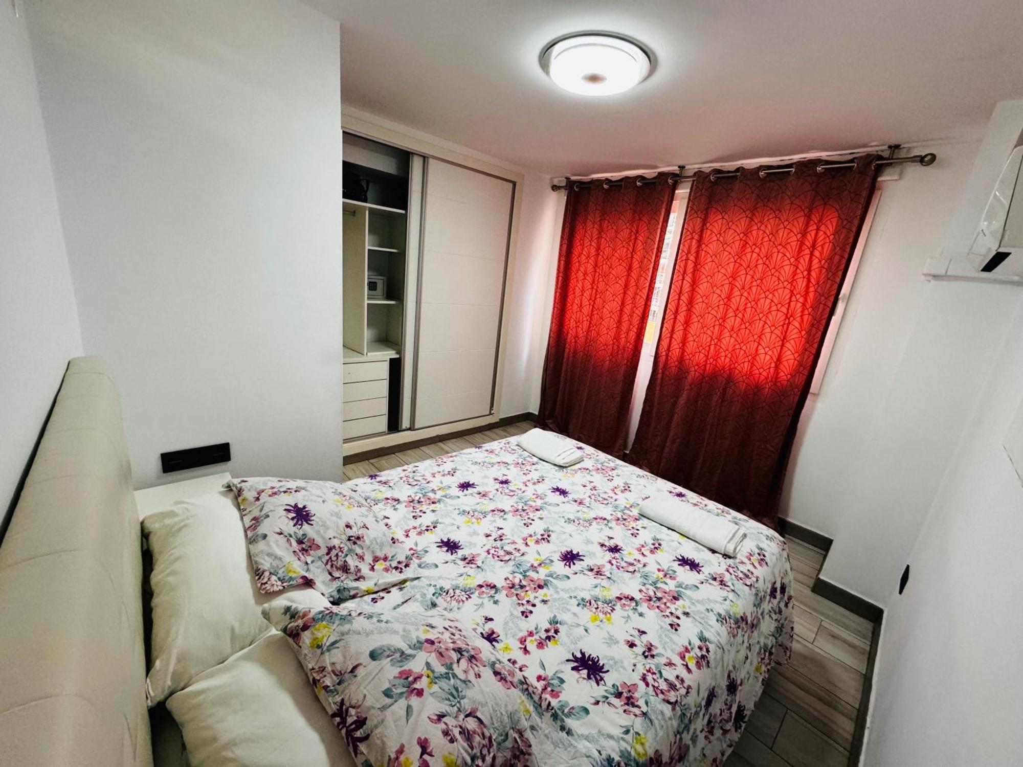 Apartamento Fabrynne Beach Малага Екстериор снимка