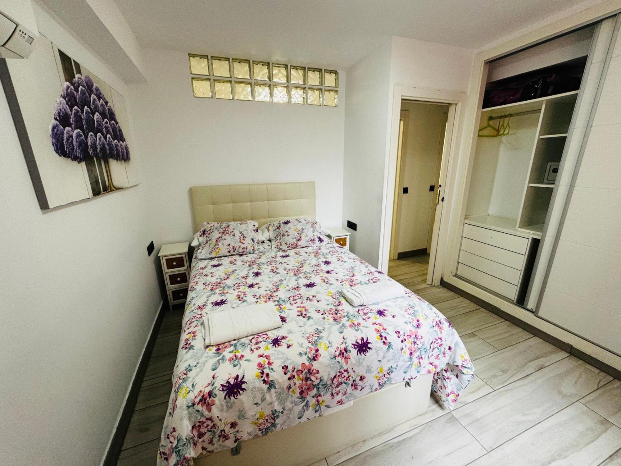 Apartamento Fabrynne Beach Малага Екстериор снимка