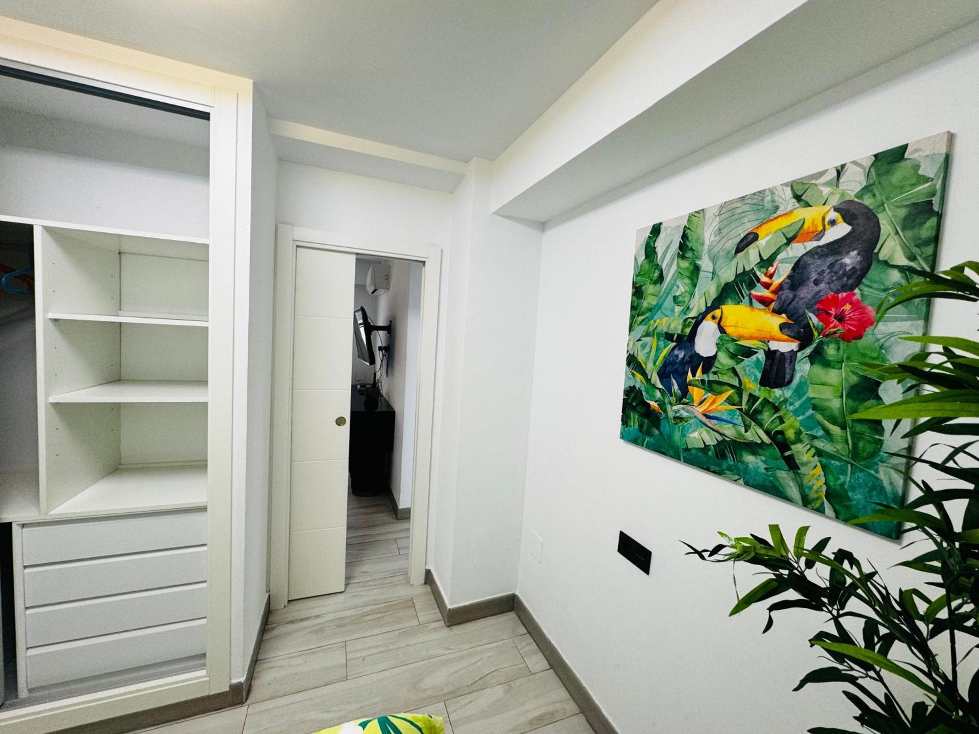 Apartamento Fabrynne Beach Малага Екстериор снимка