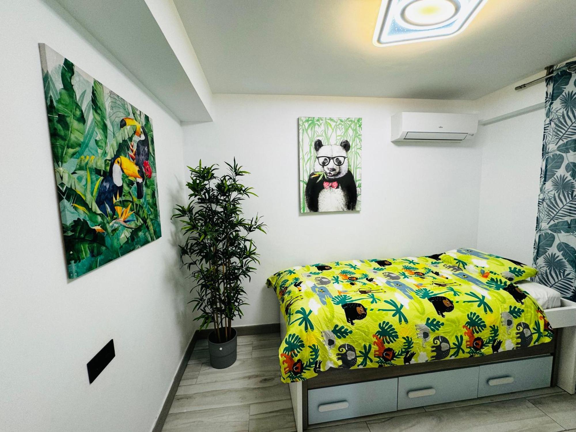 Apartamento Fabrynne Beach Малага Екстериор снимка