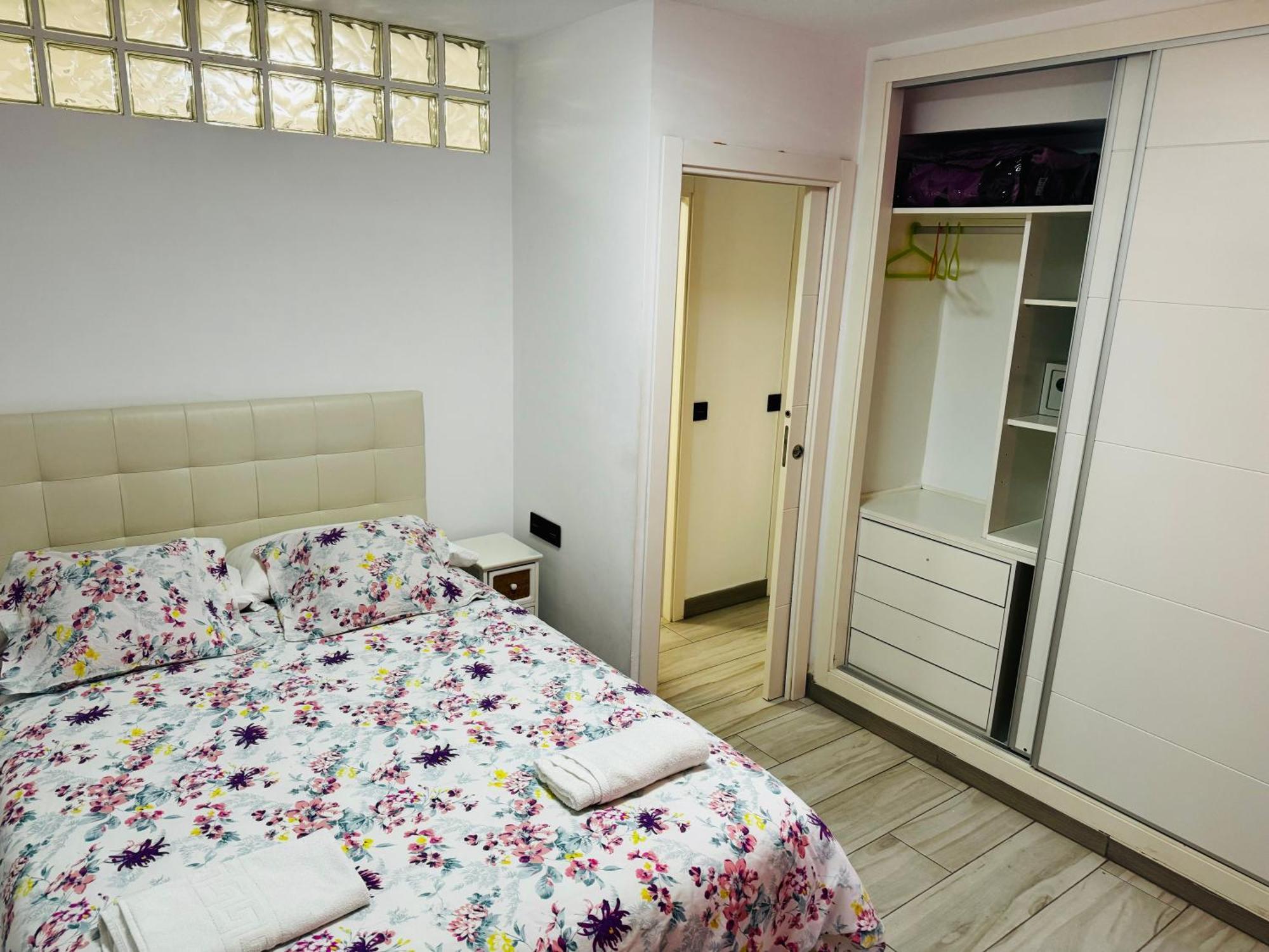 Apartamento Fabrynne Beach Малага Екстериор снимка