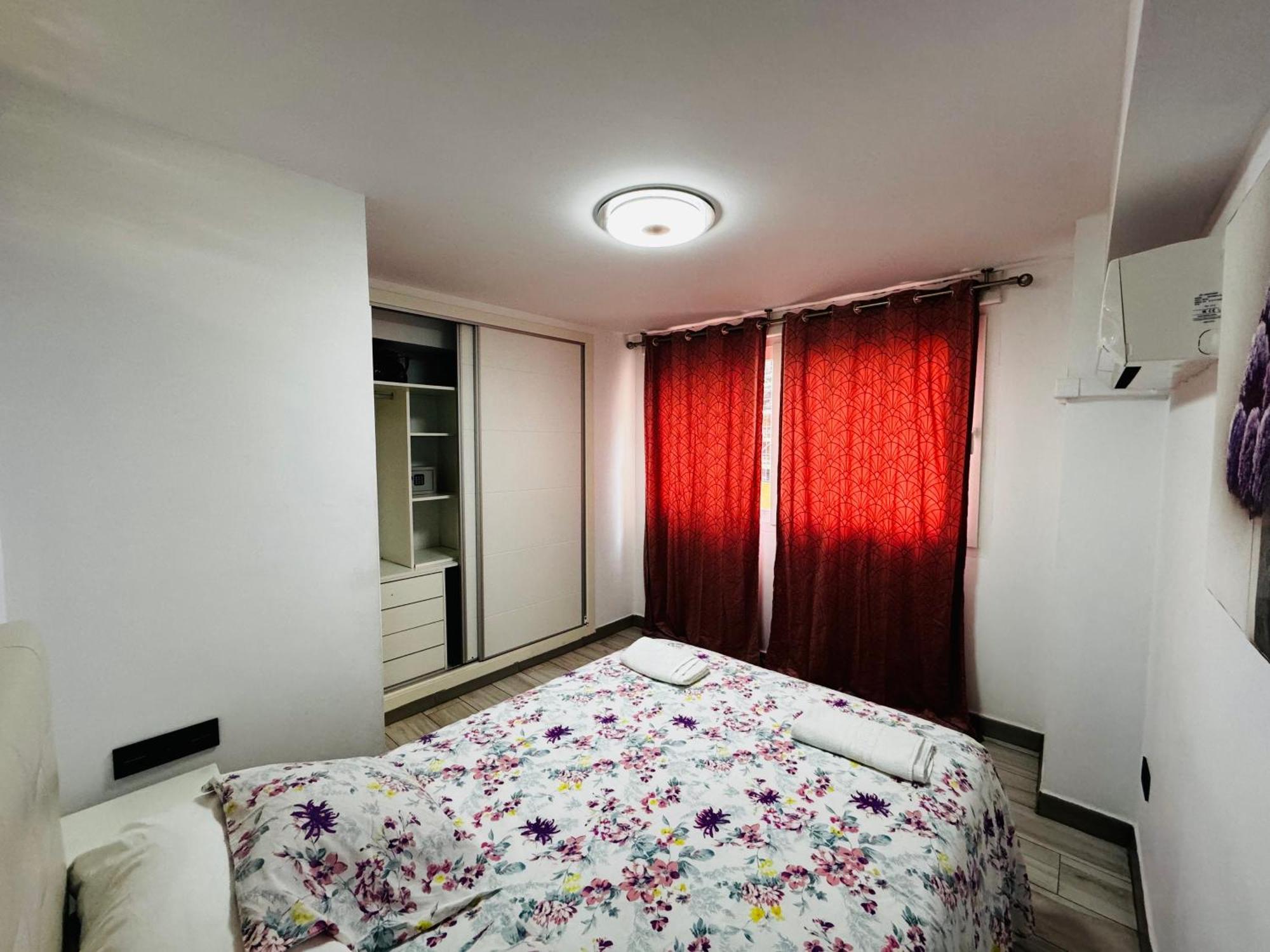 Apartamento Fabrynne Beach Малага Екстериор снимка